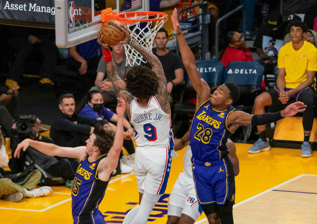 Übernimmt Kelly Oubre Jr. für die 76ers gegen die LA Clippers Verantwortung?