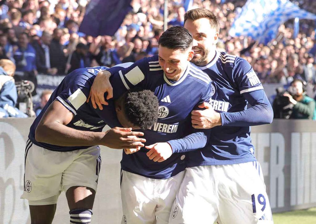 Schalke vs. Karlsruhe Tipp, Prognose & Quoten 31.03.2024 - 2. Bundesliga