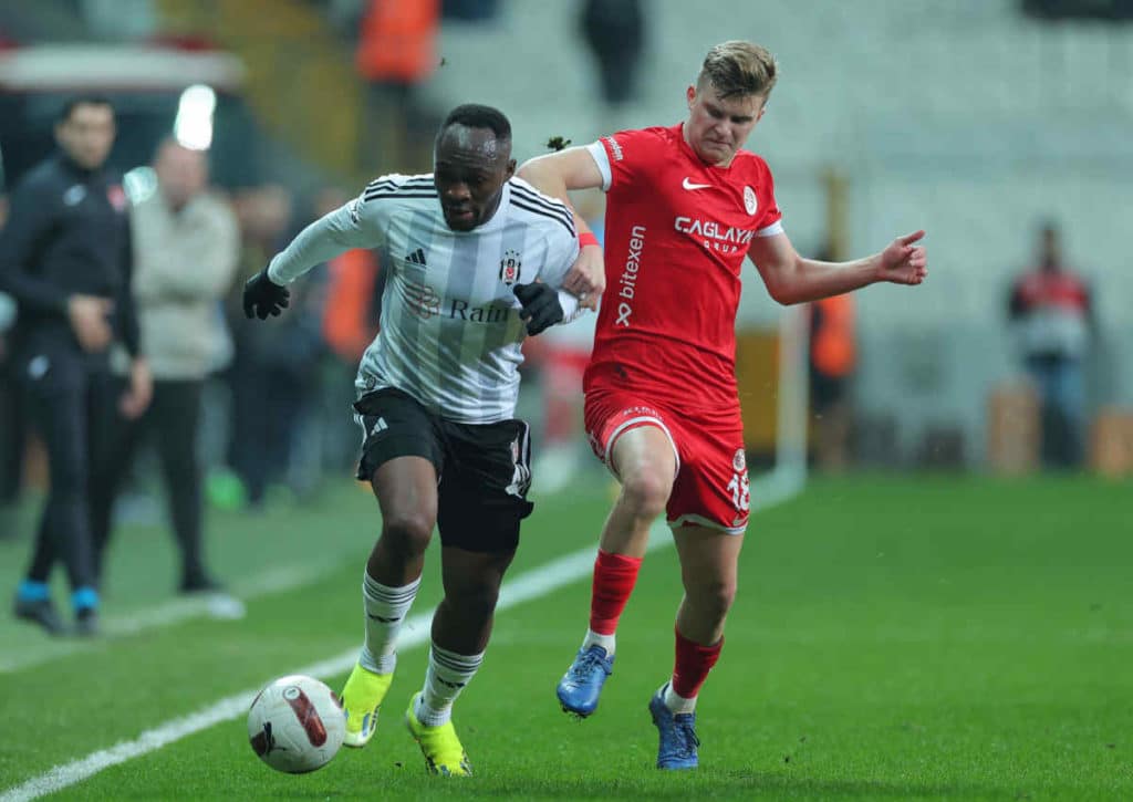 Zieht Besiktas (im Bild: Jackson Muleka) gegen Ankaragücü ins türkische Pokalfinale ein?