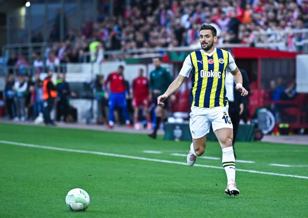 Übernimmt Fenerbahce (im Bild: Dusan Tadic) mit einem Sieg gegen Karagümrük die Tabellenspitze?