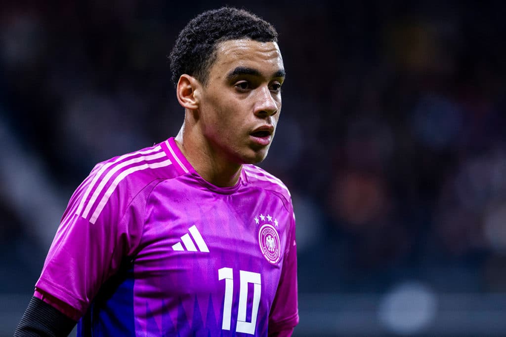 EM 2024 Sticker Album Topps