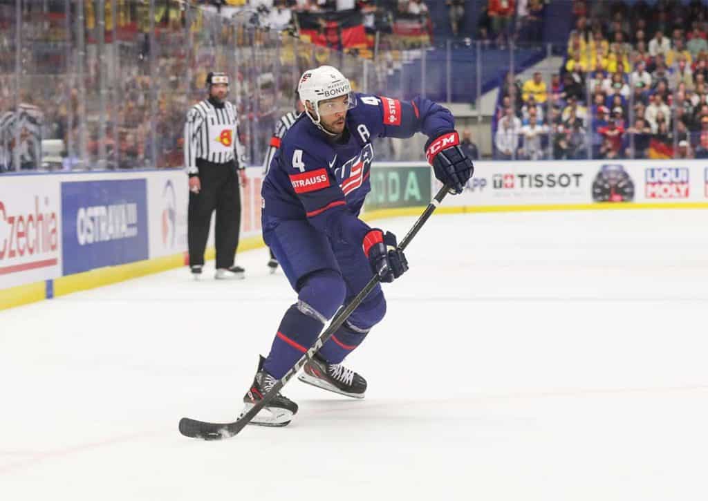Machen die USA (im Bild: Jones Seth) bei der Eishockey WM gegen Frankreich ernst? (© Sipa US / Alamy Stock Photo) USA Frankreich Tipp