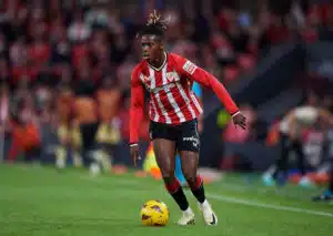 Kann Shootingstar Nico Williams (Bild) auch in dieser Saison den Turbo für Bilbao zünden? (© Cesar Ortiz Gonzalez / Alamy Stock) Athletic Bilbao Getafe Tipp