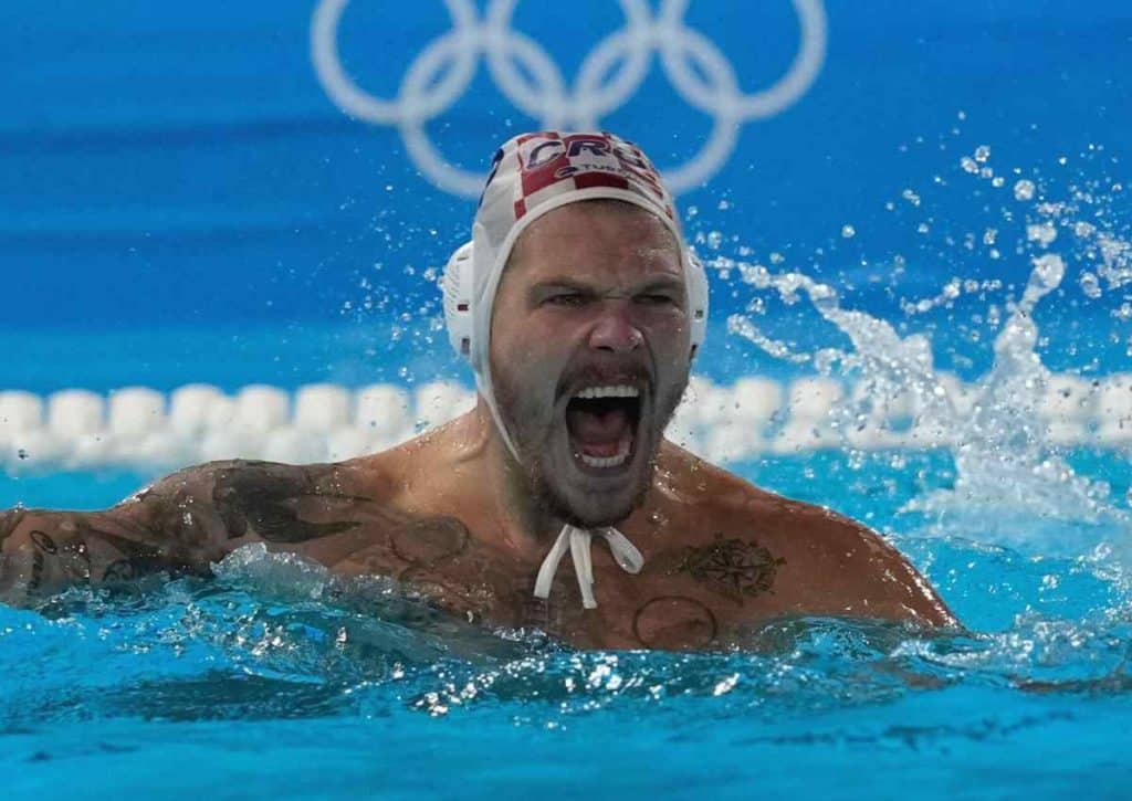 Liefern sich Kroatien (im Bild: Kragic) und Serbien ein spannendes Match auf Augenhöhe? (© Associated Press / Alamy Stock Photo) Serbien Kroatien Tipp