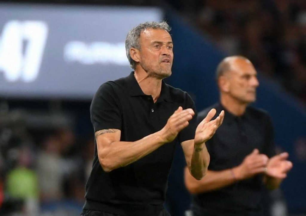 Wie stark präsentiert sich PSG (im Bild: Trainer Enrique) am 3. Spieltag in Ligue 1? (© Abaca Press/Alamy Live News) 3. Spieltag Ligue 1 Wett-Tipps