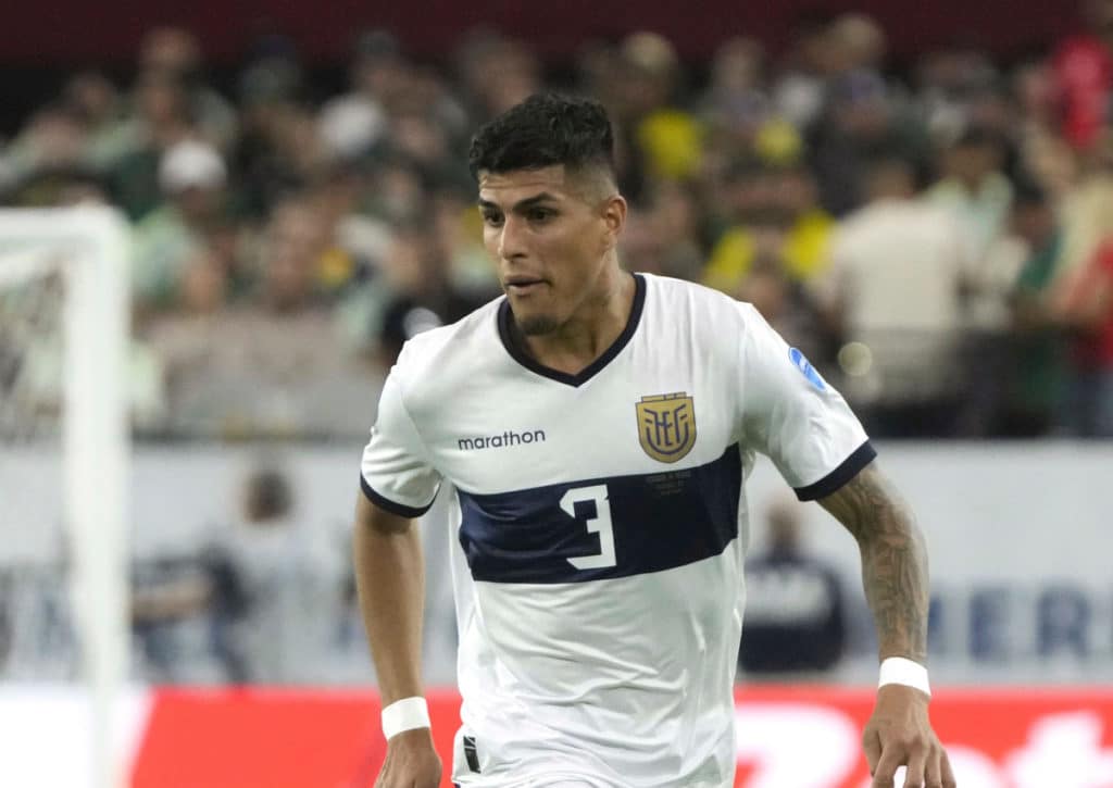 Dürfen die Ecuadorianer (im Bild: Piero Hincapié) zuhause gegen Paraguay jubeln? (© Associated Press / Alamy Stock Photo) Ecuador Paraguay Tipp