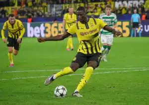 Schießt Guirassy das 1:0? (© dpa / Alamy Stock Photo) Dortmund St. Pauli Tipp