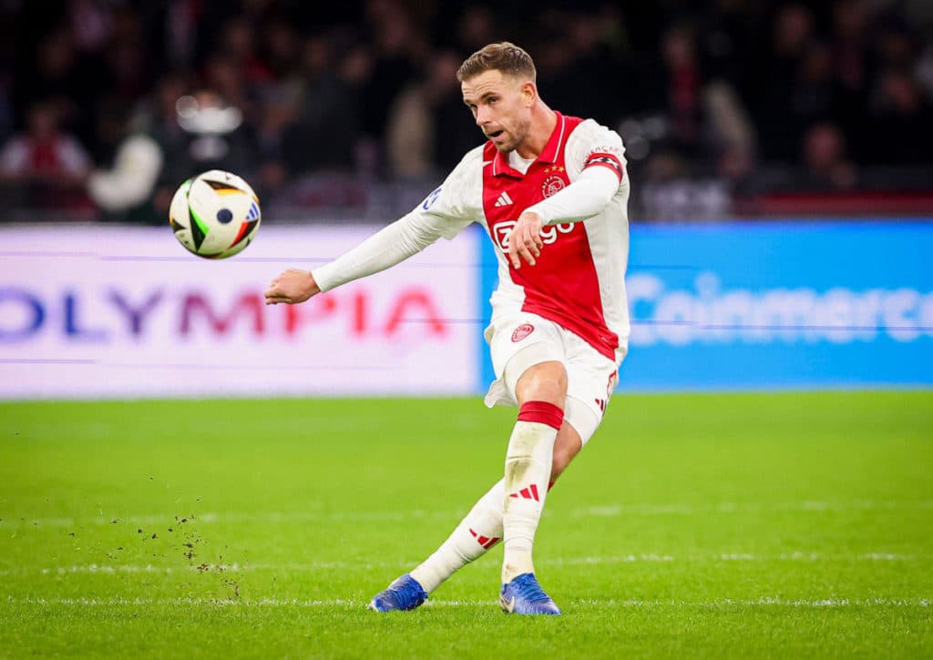 Lässt die Godenzonen (im Bild: Jordan Henderson) die letzten Leistungen Utrechts unbeeindruckt? (© Orange Pics BV / Alamy Stock Photo) Ajax Amsterdam Utrecht Tipp