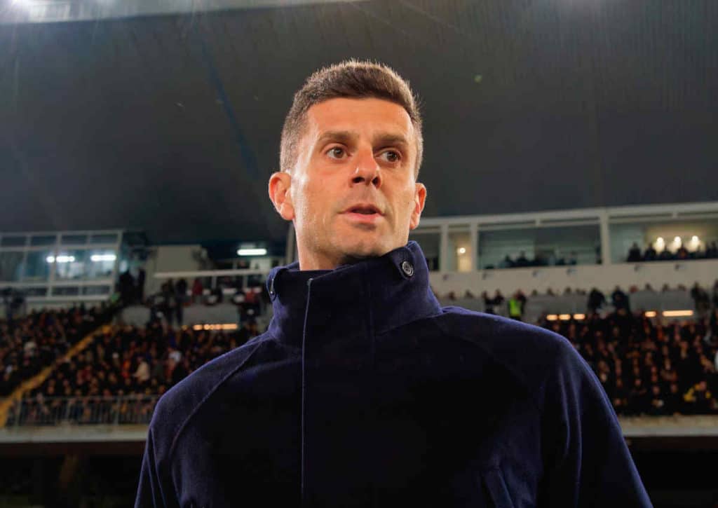 Thiago Motta, Trainer von Juventus, freut sich auf das Duell gegen seine alte Liebe Bologna. (© Independent Photo Agency Srl / Alamy Stock Photo) Thiago Motta, Trainer von Juventus, freut sich auf das Duell gegen seine alte Liebe Bologna.