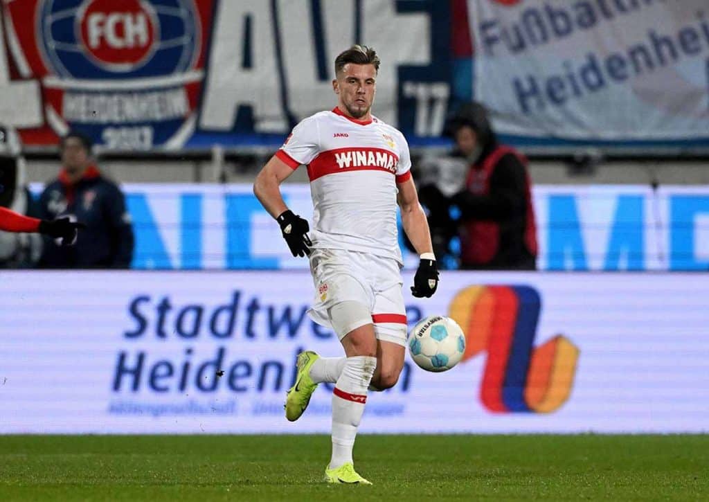 Lässt sich der VfB Stuttgart (im Bild: Demirovic) gegen St. Pauli die Butter vom Brot nehmen? (© dpa picture alliance / Alamy Stock Photo) VfB Stuttgart St. Pauli Tipp