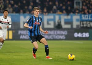 Spiel mit Signalwirkung für Atalanta: Gelingt den Bergamasken (im Bild: Charles de Ketelaere) ein Auswärtssieg beim defensivstarken AC Florenz? (© Nderim Kaceli / Alamy Stock Photo) Fiorentina Atalanta Bergamo Tipp