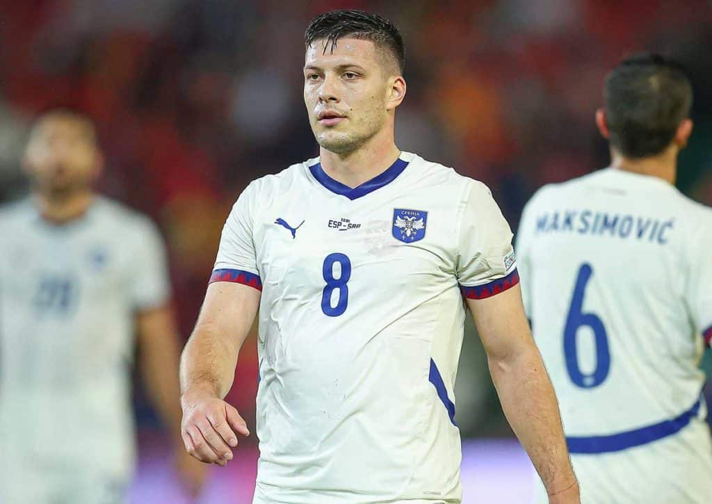 Scheitert Serbien (im Bild: Jovic) gegen Österreich? (© PRESSINPHOTO SPORTS AGENCY / Alamy Stock Photo) Serbien Österreich Tipp