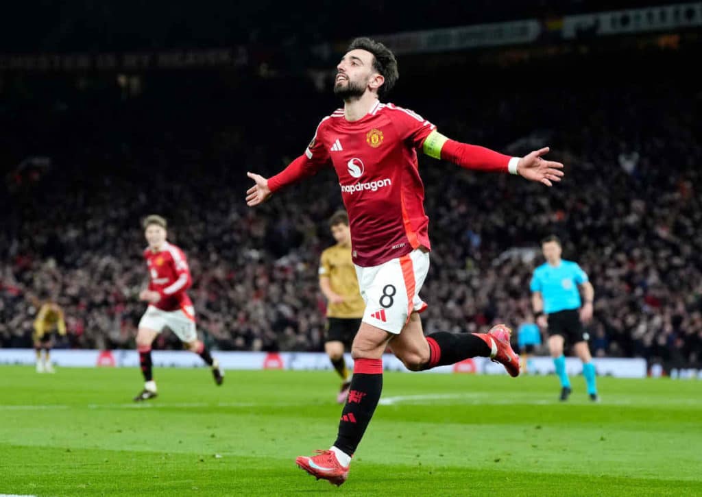 Zerlegt Manchester United (im Bild: Bruno Fernandes) auch Ex-Trainer Van Nistelrooy und Leicester City?