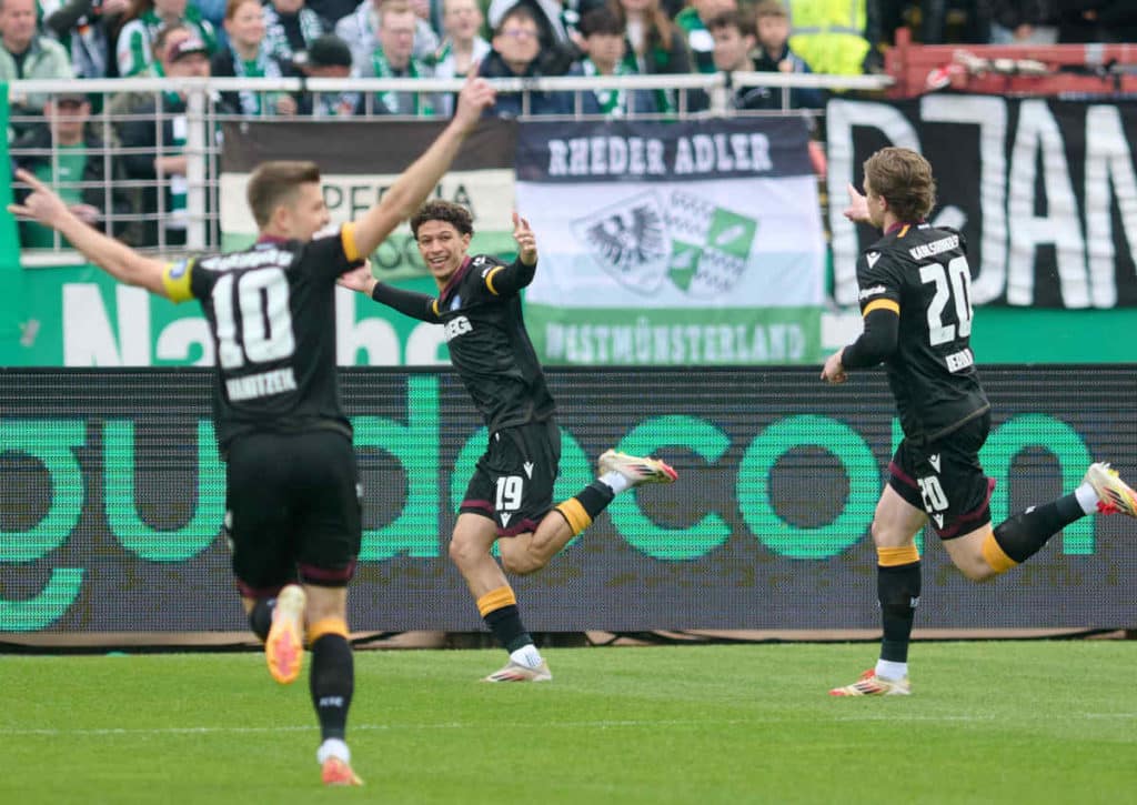 Kann Karlsruhe mit einem Sieg gegen Fürth doch noch mal oben angreifen?