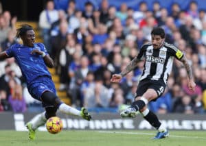 Hebt sich Newcastle mit einem weiteren Heimsieg gegen Chelsea (im Bild: R. Lavia, S. Tonali) zu neuen Höhen? (© Action Plus Sports Images / Alamy Stock Photo) Newcastle Chelsea Tipp