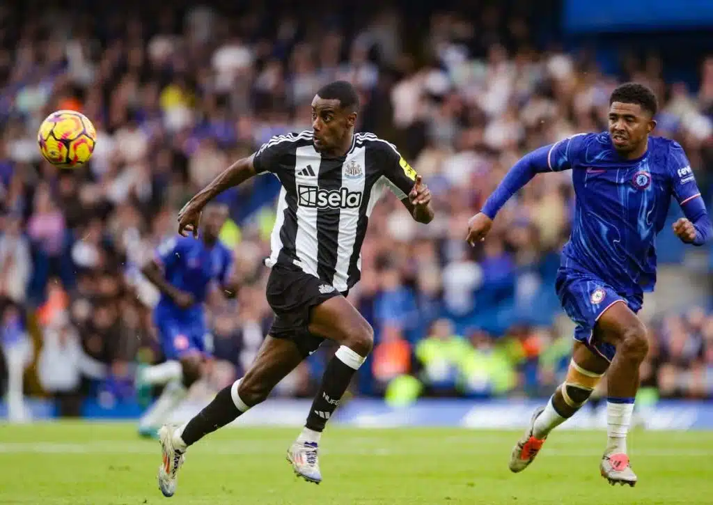 Nottingham und Villa lauern: Verteidigt Newcastle (im Bild links: Alexander Isak) gegen Chelsea den vierten Platz? (© SPP Sport Press Photo. / Alamy Stock Photo) Premier League 36. Spieltag Vorschau