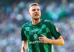 Kann Werder Bremen (im Bild: Marvin Duksch) durch einen Sieg im direkten Duell mit RB Leipzig gleichziehen? (© dpa picture alliance / Alamy Stock Photo) Werder Bremen RB Leipzig Tipp