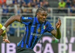 Strauchelt Inter Mailand (im Bild: Thuram) trotz Favoritenrolle gegen Como? (© Independent Photo Agency Srl / Alamy Stock Photo) Como Inter Mailand Tipp