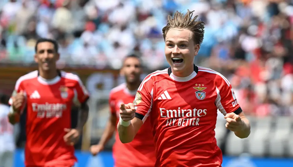 Benfica - Chelsea Übertragung Uhrzeit Klub WM Achtelfinale 2025