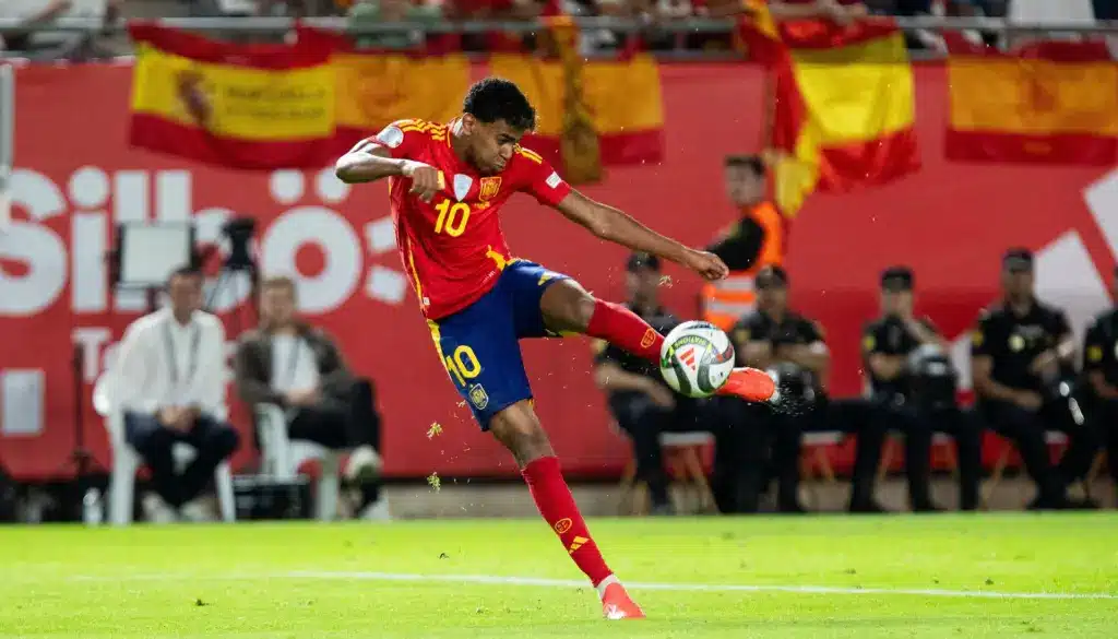 Spanien - Frankreich Übertragung Uhrzeit Nations League Halbfinale 2025