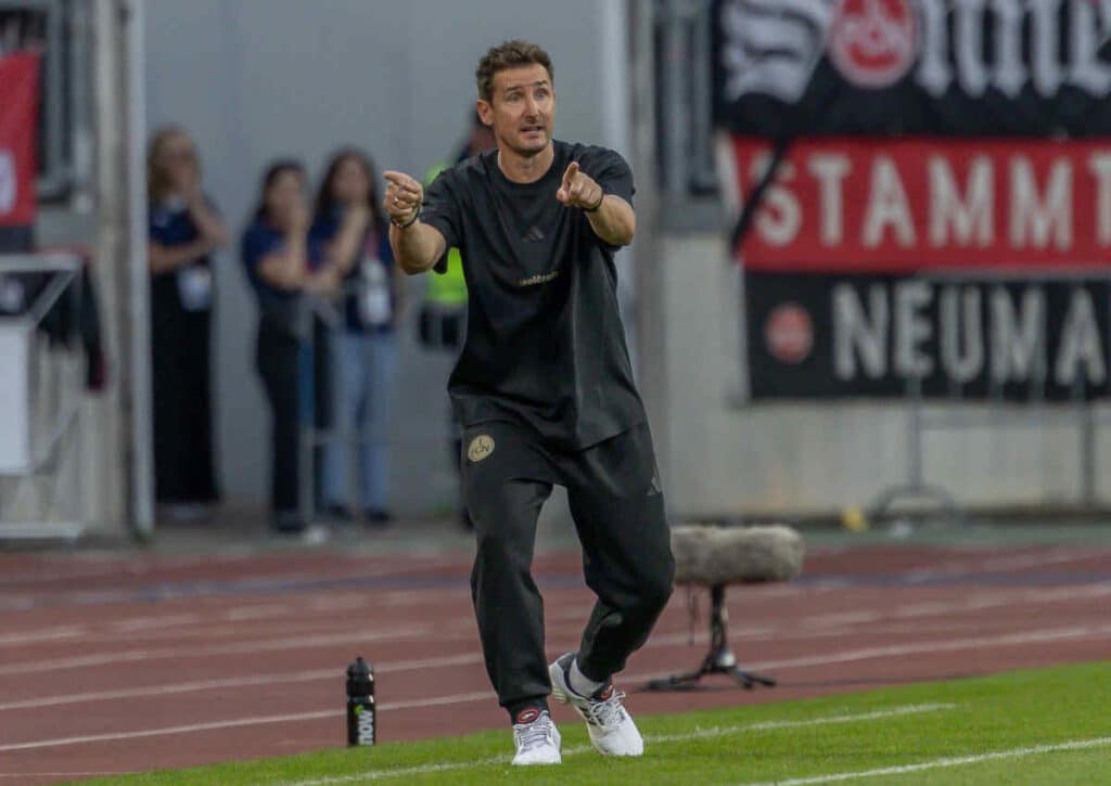 Nach zwei Niederlagen zum Auftakt: Fliegt Nürnberg (im Bild: Miroslav Klose) auch im Pokal in Illertissen raus?