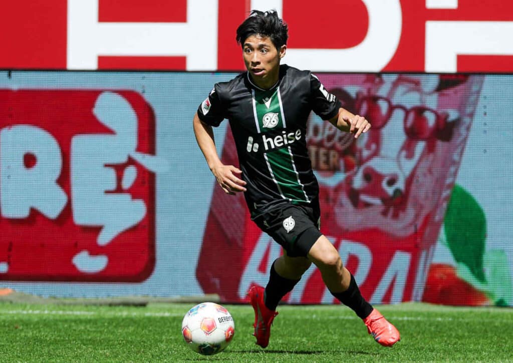 Bleibt Hannover (im Bild: Daisuke Yokota) auch im dritten Pflichtspiel in Cottbus ohne Gegentor?