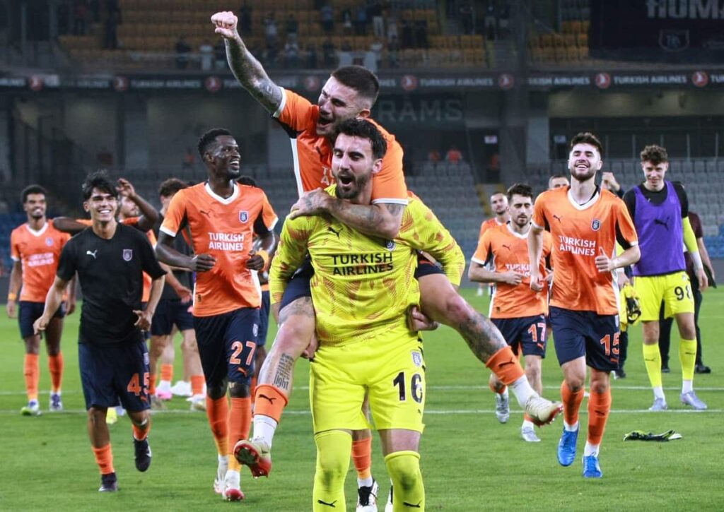 Univers. Craiova Basaksehir Tipp