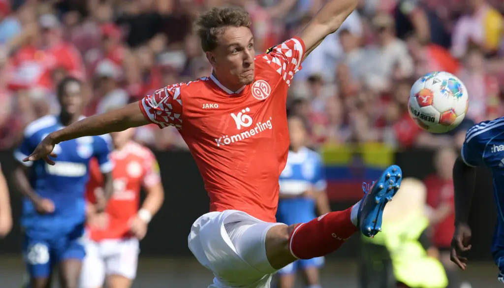 Dresden - Mainz Übertragung Uhrzeit DFB-Pokal 2025