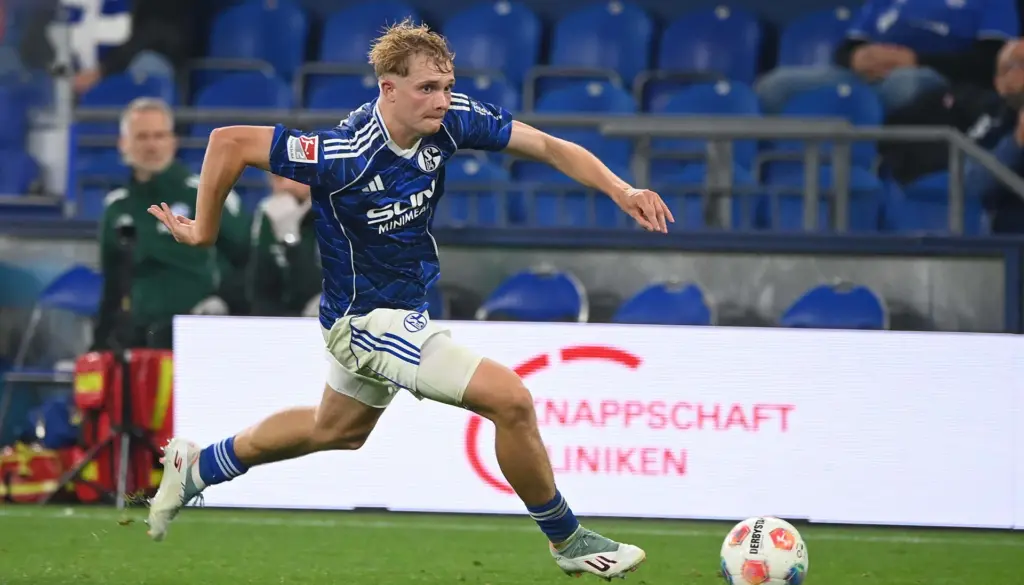 FCK - Schalke Übertragung Uhrzeit 2. Bundesliga 2025