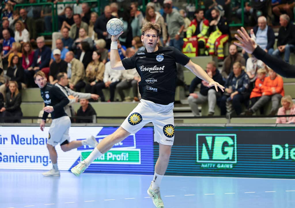 Kann der Aufsteiger Bergischer HC (im Bild: Lukas Becher) erstmals in dieser Saison einen Sieg bejubeln? (© nordphoto GmbH/Meuter/dpa picture alliance) Handball Bundesliga 5. Spieltag Wett-Tipps