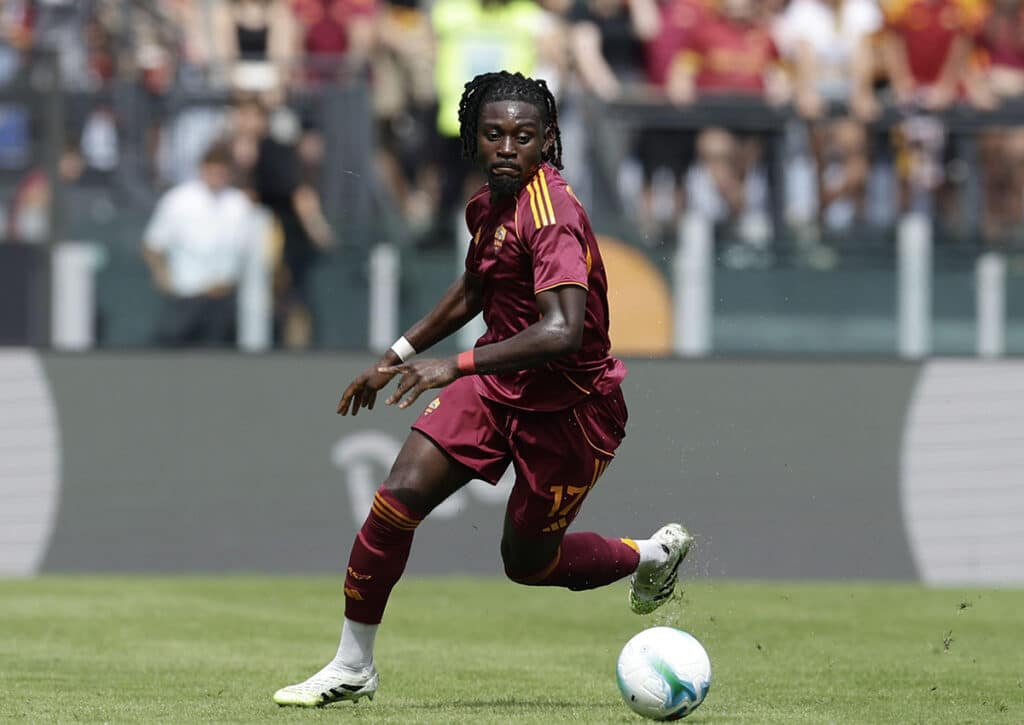 Schenken sich AS Rom (im Bild: Manu Kone) und Stadtrivale Lazio im Römer Derby wieder einmal nichts? (© Independent Photo Agency/Alamy Live News) Lazio Rom vs. AS Rom Tipp