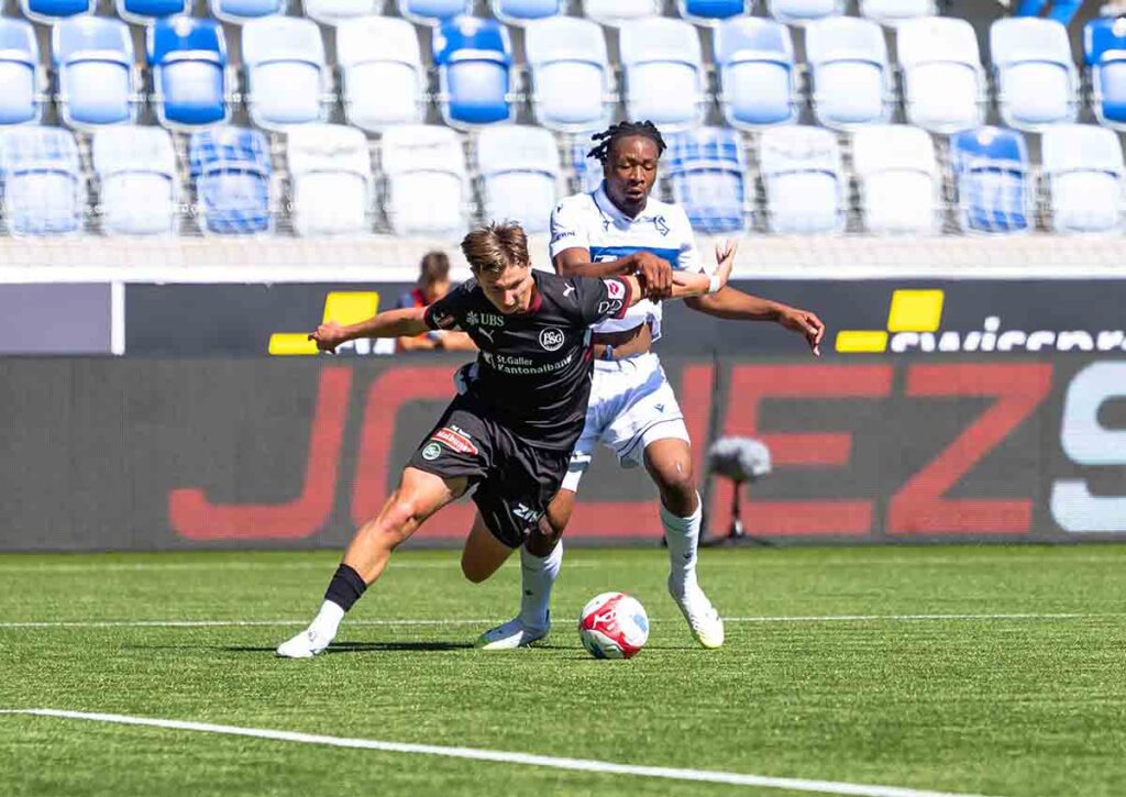 Netzt Alessandro Vogt (im Bild) auch am 11. Spieltag der Super League nach belieben weiter? (© SPP Sport Press Photo. / Alamy Stock Photo) Super League 11. Spieltag 2025/26 Wett-Tipps