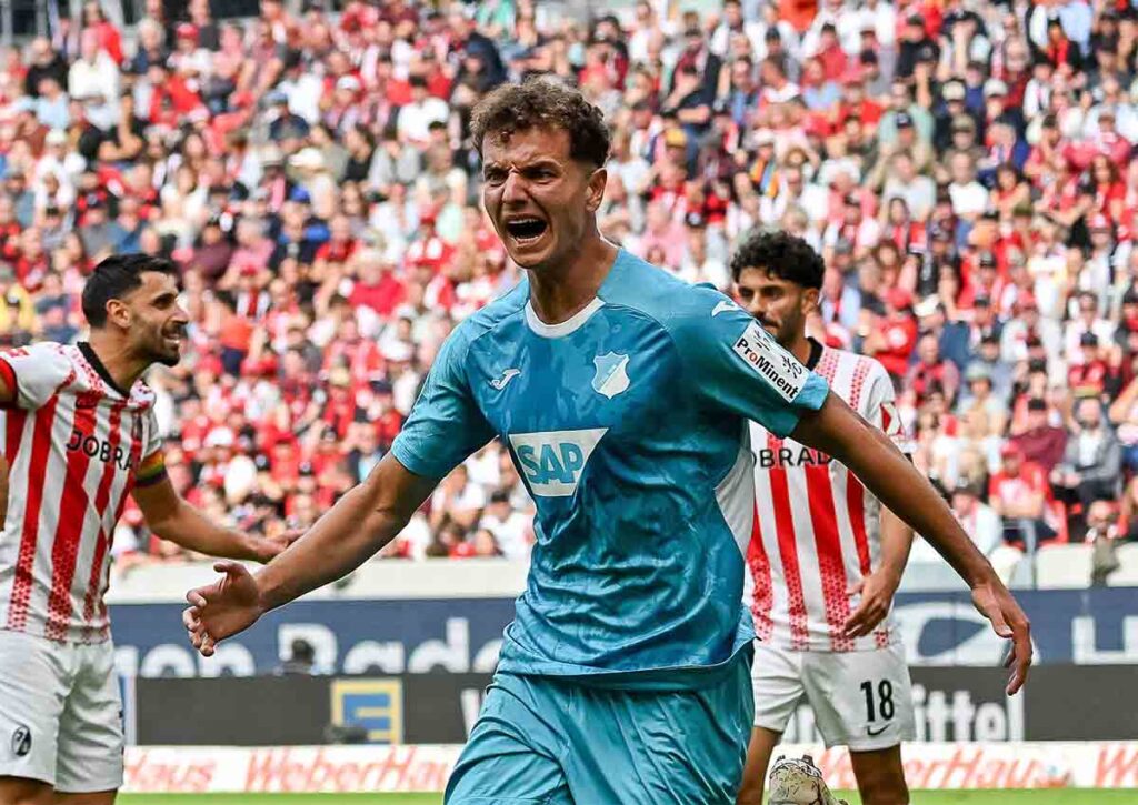 BETSiE, die KI der Wettbasis, prophezeit für den 7. Spieltag der Bundesliga ein enges Duell zwischen St. Pauli und Hoffenheim (im Bild: Fisnik Asllani)? (© dpa picture alliance / Alamy Stock Photo)