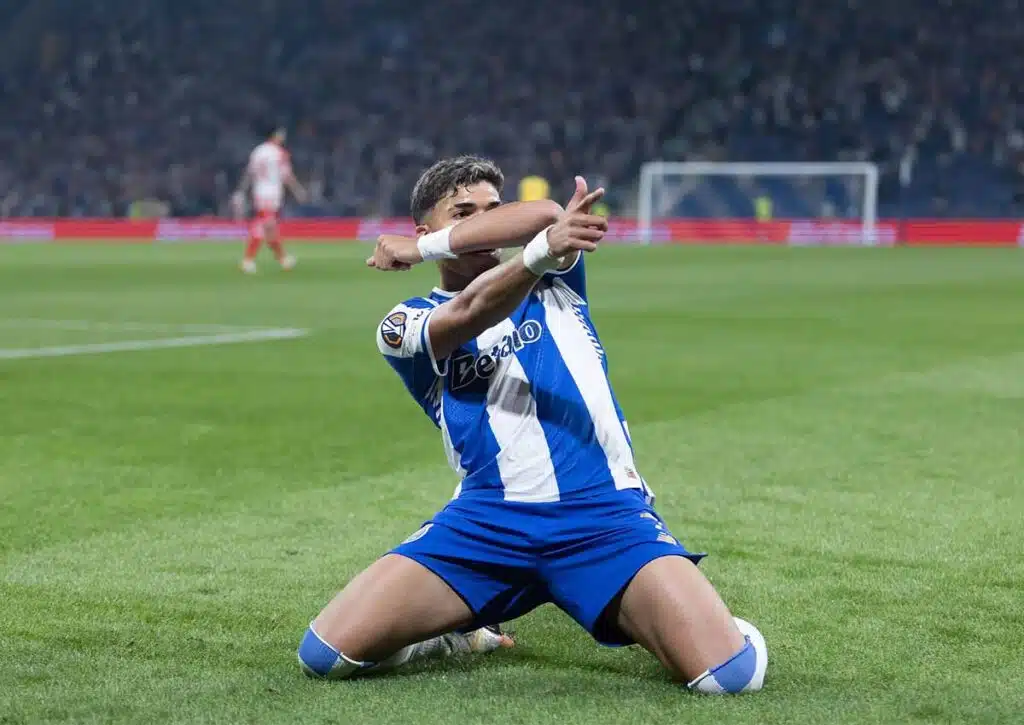 Nimmt Porto (im Bild: William Gomes) aus Nottingham die drei Punkte mit in die Heimat? (© SOPA Images Limited / Alamy Stock Photo) Nottingham Porto Tipp