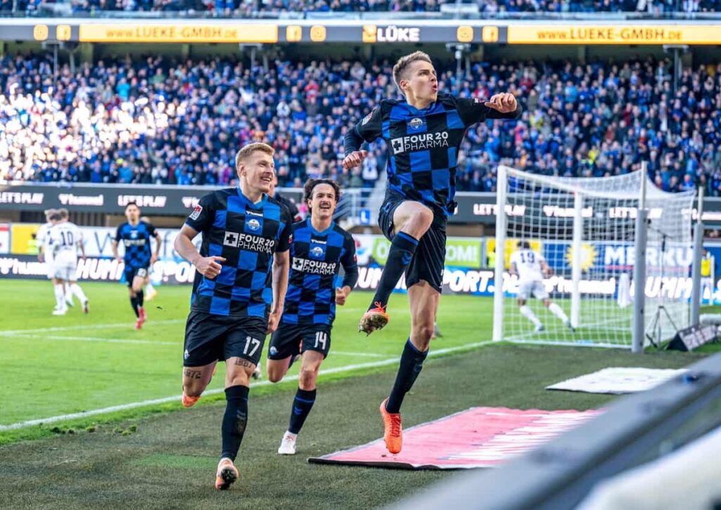 Jubelt der formstarke SC Paderborn auch auswärts bei Dynamo Dresden? (© dpa picture alliance / Alamy Stock Photo) Dresden Paderborn Tipp