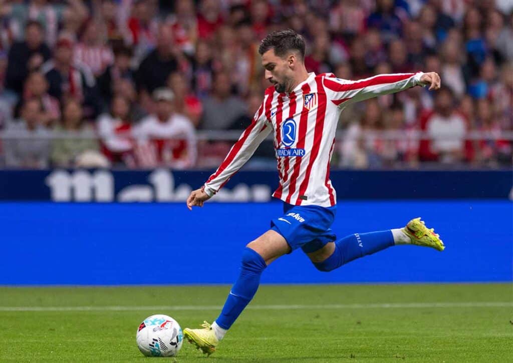 Legt Atletico Madrid (im Bild: Alex Baena) bereits in Halbzeit eins gegen Sevilla die Marschroute fest? (© ZUMA Press, Inc. / Alamy Stock Photo) Atletico Madrid Sevilla Tipp