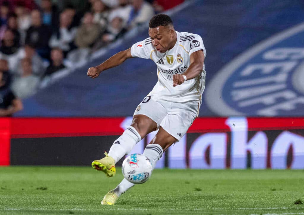 Feiert Real Madrid (im Bild: Kylian Mbappé) im Evergreen gegen Juventus den dritten Sieg im dritten CL-Match? (© Oscar Manuel Sanchez/ZUMA Press Wire) Feiert Real Madrid (im Bild: Kylian Mbappé) im Evergreen gegen Juventus den dritten Sieg im dritten CL-Match?