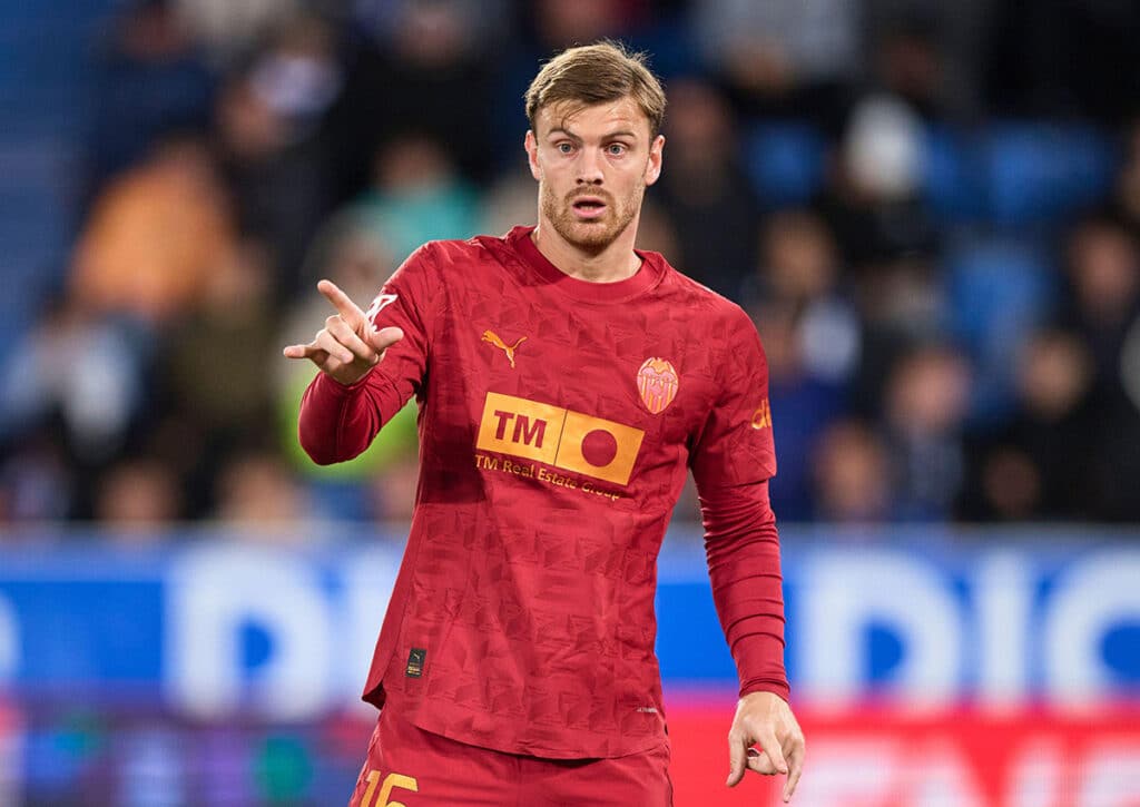 Gelingt Valencia (im Bild: Lucas Beltran) ein Erfolgserlebnis oder doch Villarreal? (© Cesar Ortiz Gonzalez / Alamy Stock Photo) Valencia vs. Villarreal Tipp