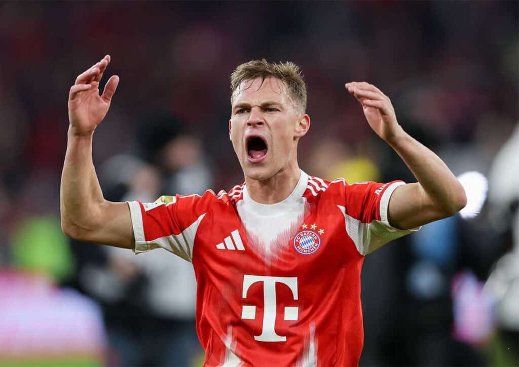 Unsere KI-Dame BETSiE prognostiziert am 9. Spietag der Bundesliga keine Torflut zwischen Bayern (im Bild: Joshua Kimmich) und Leverkusen? (© SOPA Images Limited / Alamy Stock Photo) Bundesliga KI Prognose 9. Spieltag