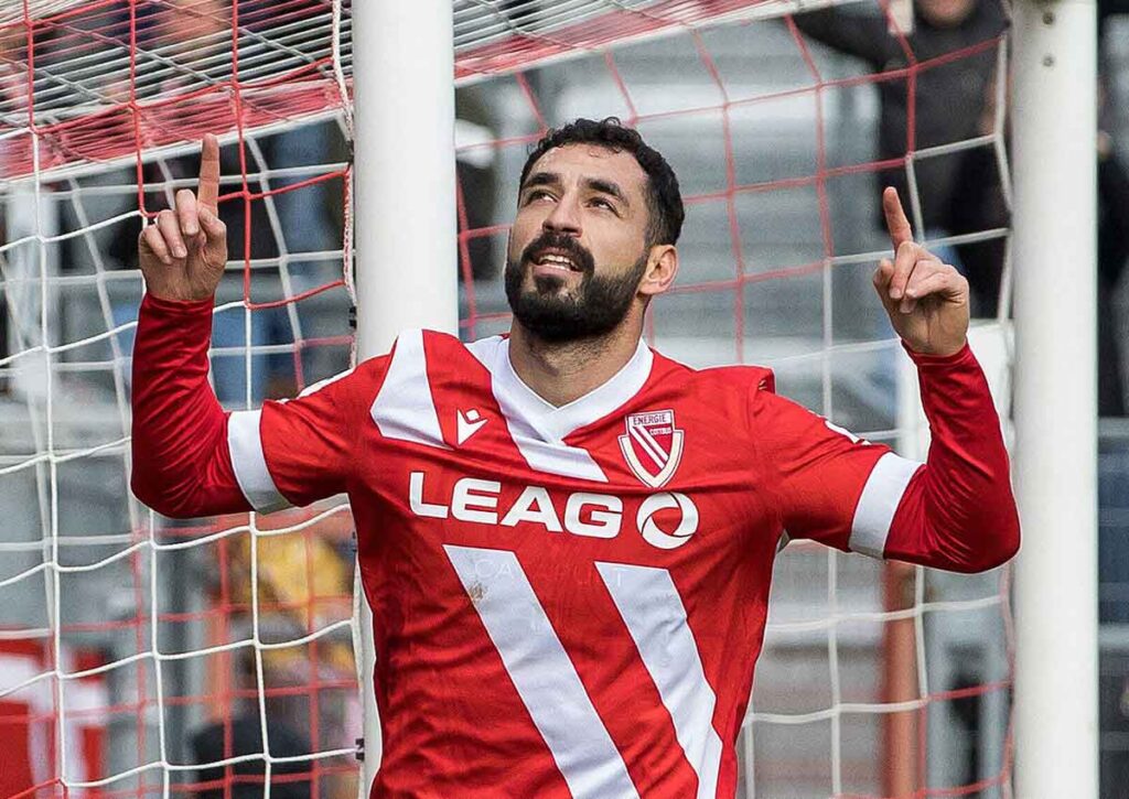 Liefern sich 1860 München und Cottbus (im Bild: Cigerci) ein spannendes Aufeinandertreffen? (© dpa picture alliance / Alamy Stock Photo) 1860 München Cottbus Tipp