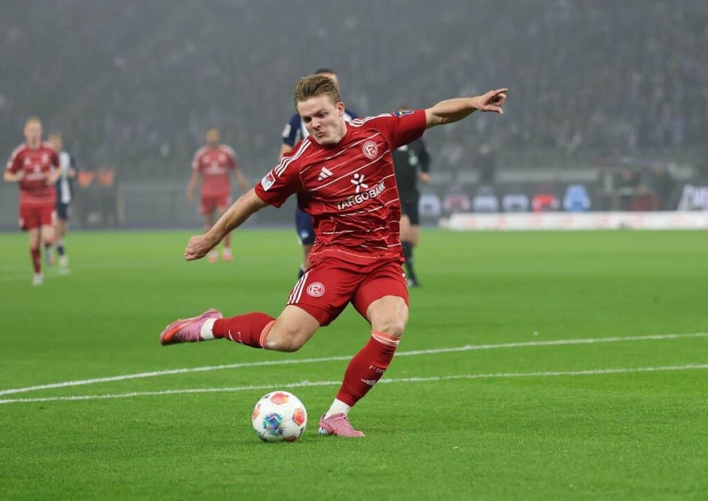 Kann Düsseldorf (im Bild: Christian Rasmussen) den SC Freiburg im DFB-Pokal ärgern? (© BEAUTIFUL SPORTS Pressefotoagentur / Alamy Stock Photo) Düsseldorf Freiburg Tipp