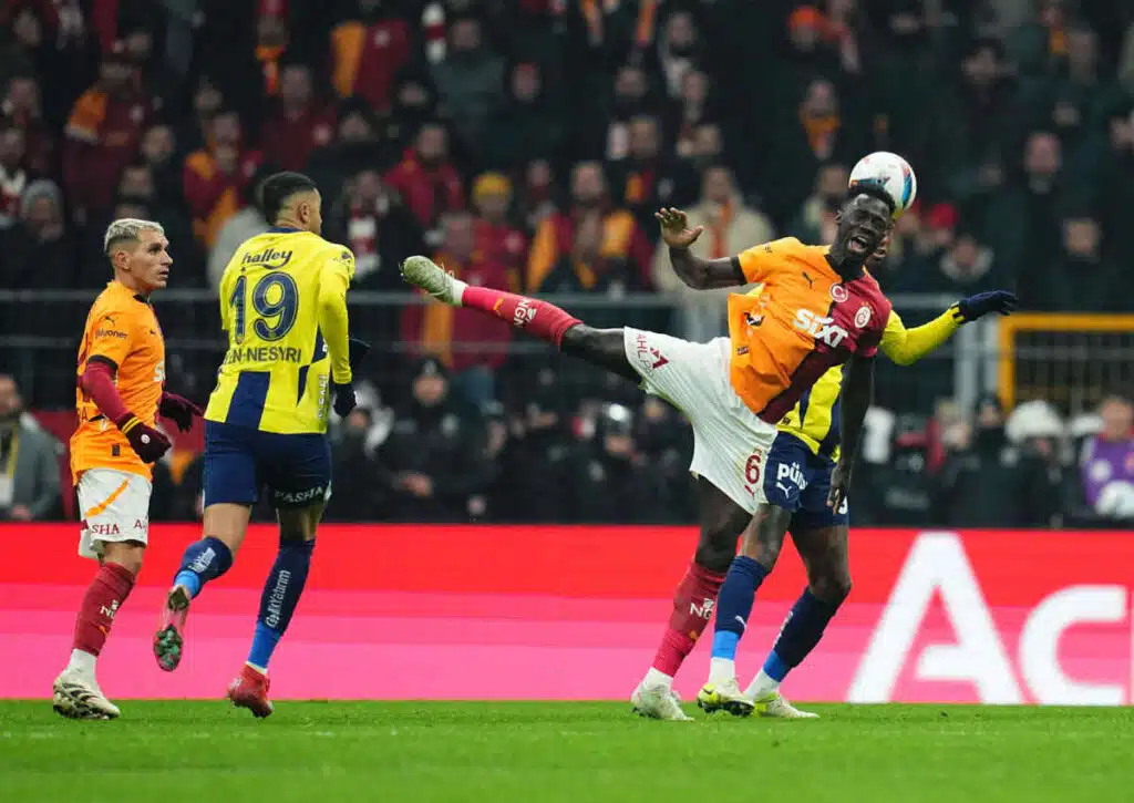 Zieht Fenerbahce mit einem Heimsieg im Derby an Galatasaray im Klassement vorbei?