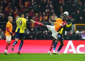 Zieht Fenerbahce mit einem Heimsieg im Derby an Galatasaray im Klassement vorbei?