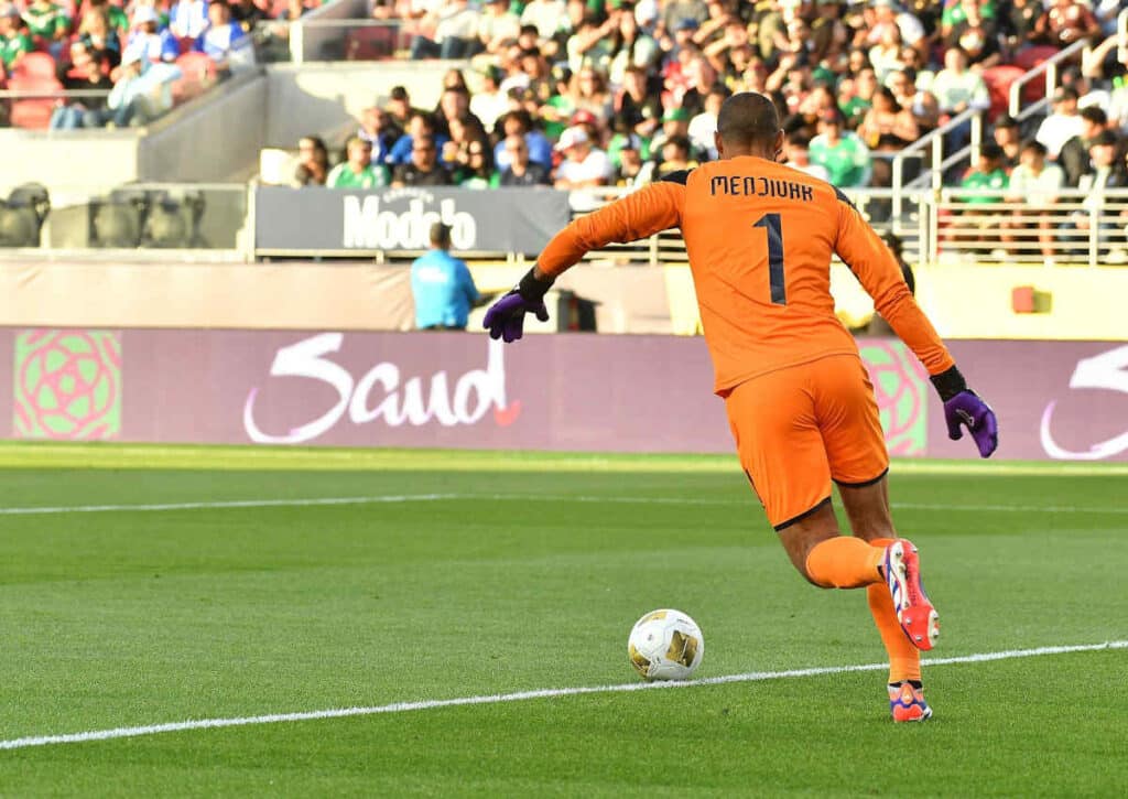 Muss Honduras (im Bild: Endrick Menjivar) auswärts bei Costa Rica den nächsten Rückschlag hinnehmen?