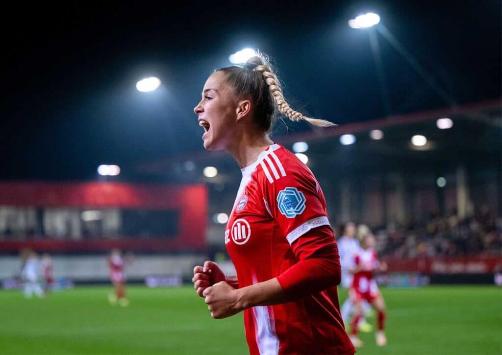 Zeigen die Bayern Frauen (im Bild: Giulia Gwinn) gegen PSG, ihre ganze Qualität? (© dpa picture alliance / Alamy Stock Photo) PSG Bayern Frauen Tipp
