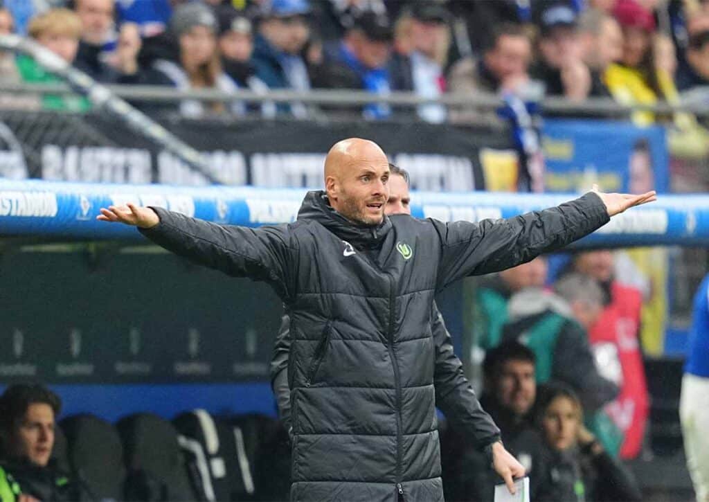 Ist das Spiel zwischen Werder Bremen und Wolfsburg die Endstation für Paul Simonis (im Bild) in der Bundesliga? (© Associated Press / Alamy Stock Photo) Werder Bremen Wolfsburg Tipp