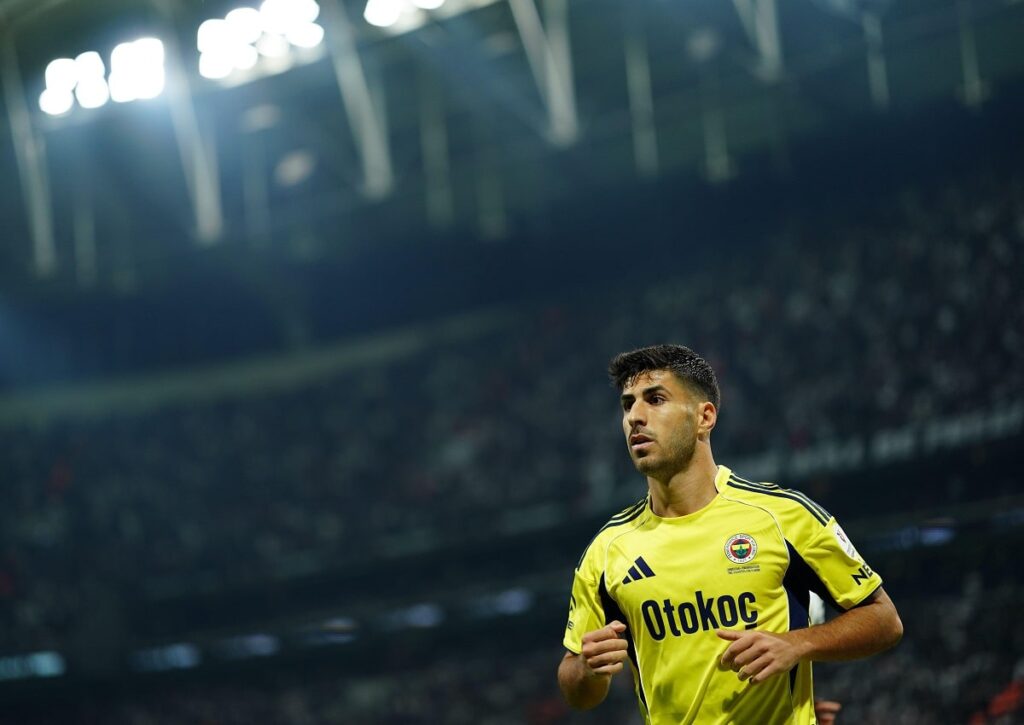 Verbucht Fenerbahce (im Bild: Marco Asensio) am 12. Spieltag der Süper Lig einen Kantersieg? (© Gokhan Taner/SOPA Images via ZUMA Press Wire) Süper Lig 12. Spieltag 2025/26 Wett-Tipps
