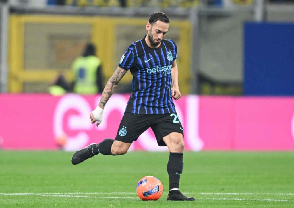 Nach zwei Pleiten in Serie: Schlägt Inter Mailand (im Bild: Hakan Calhanoglu) gegen Pisa zurück?