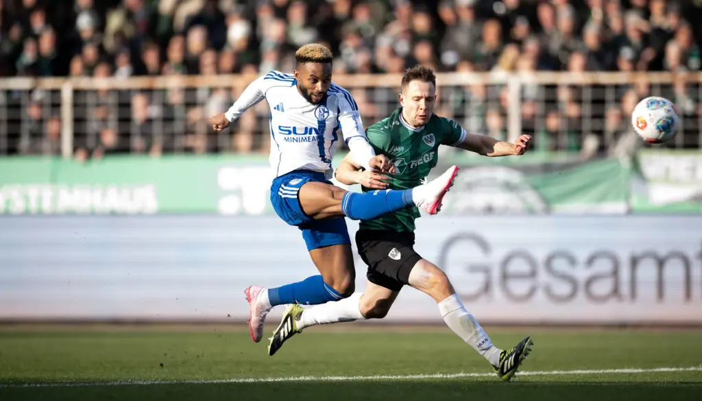 Schalke - Paderborn Übertragung 2. Bundesliga 2025