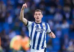 Gewinnt Real Sociedad (im Bild: Sergio Gomez) das Freitagabendspiel gegen Girona? (© Cesar Ortiz Gonzalez / Alamy Stock Photo) Real Sociedad Girona Tipp